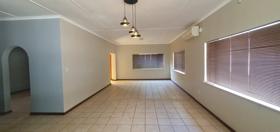 2 Bedroom Property for Sale in Keidebees Northern Cape